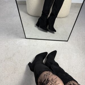 BOTA NEGRA PIEL DE MELOCOTÓN