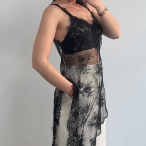 LENCERA ASIMÉTRICA ENCAJE